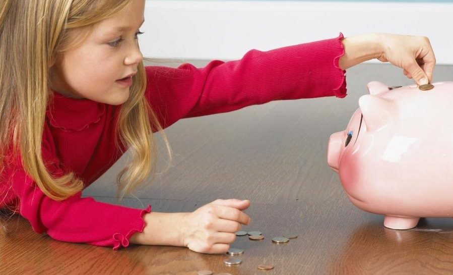 Enseñar a los niños a ahorrar